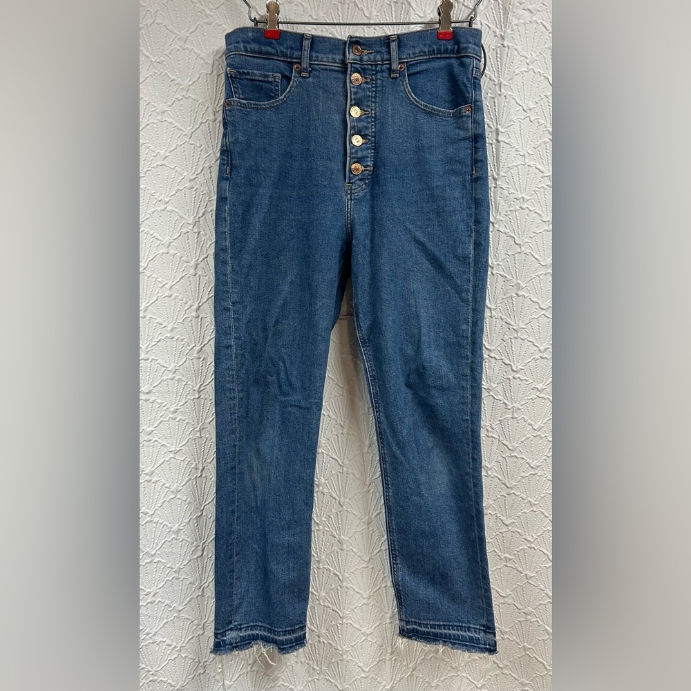 Express Size 6 Super High Rise Mom Jean